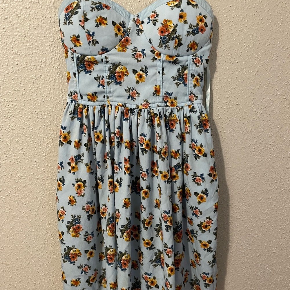 Womans small Floral Strap Dress